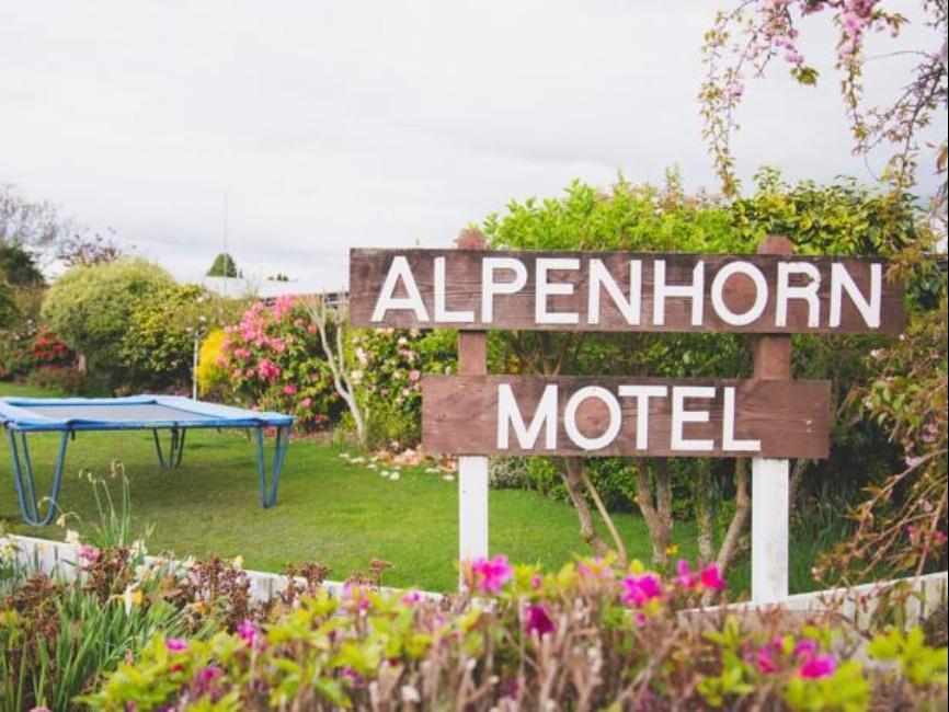 Alpenhorn Motel Te Anau Luaran gambar