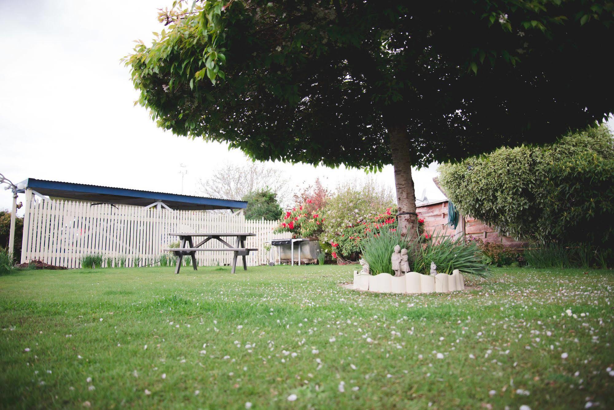 Alpenhorn Motel Te Anau Luaran gambar